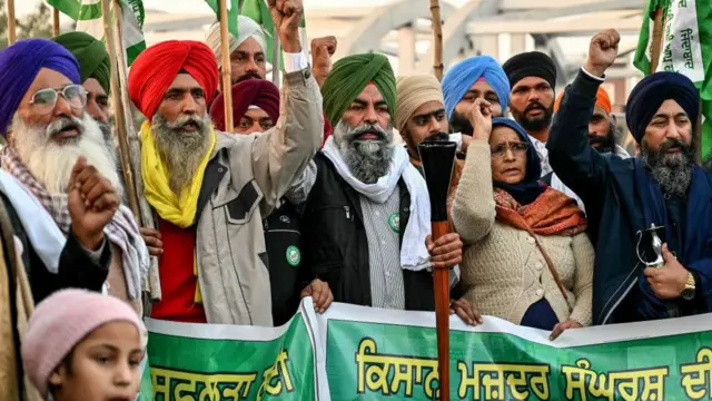 ਵਿਰੋਧ ਪ੍ਰਦਰਸ਼ਨ ਕਰ ਰਹੇ ਕਿਸਾਨ 