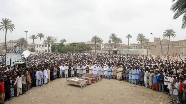 ரஹ்னாப் டகாய்த்தின் இறுதிச் சடங்கு 