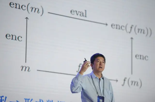 張首晟的家人在這份英文訃告中稱，張首晟「渴望通過科學研究見證世間的壯麗，他給整個世界帶來了孜孜以求的精神。」