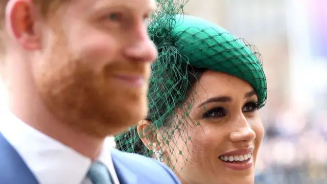 Prens Harry ve Meghan Markle, 2020 başında kraliyet görevlerinden vazgeçtiklerini duyurdu.