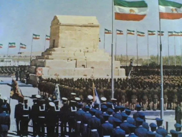 کوروش
