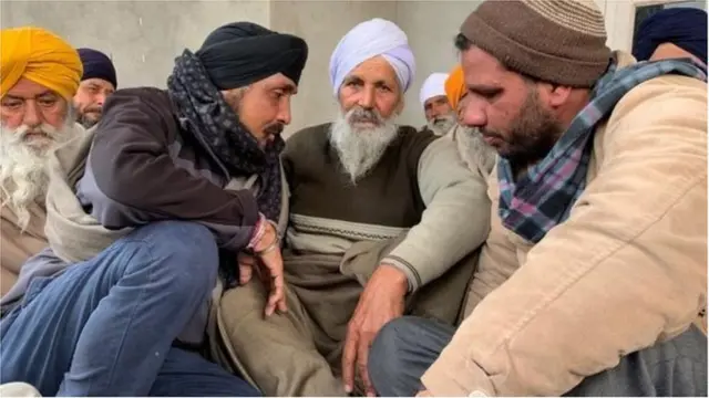 जवानाचे कुटुंबीय