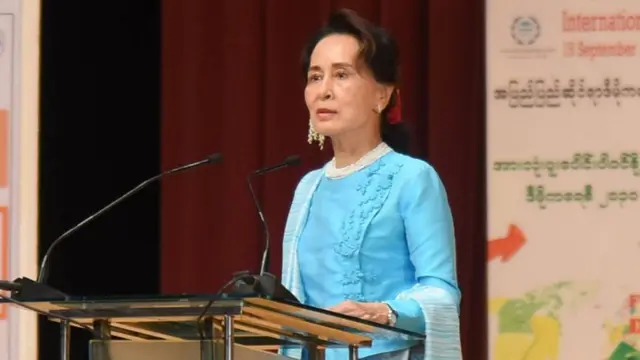 ဒီမိုကရေစီရှင်သန်ဖို့ အတ္တပရ ညီမျှအောင်လုပ်ဖို့ နိုင်ငံတော် အတိုင်ပင်ခံက ပြောခဲ့ပါတယ်။