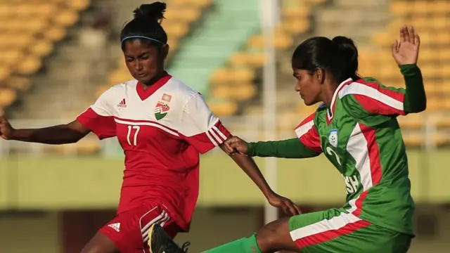নারী, ফুটবল, বাংলাদেশ