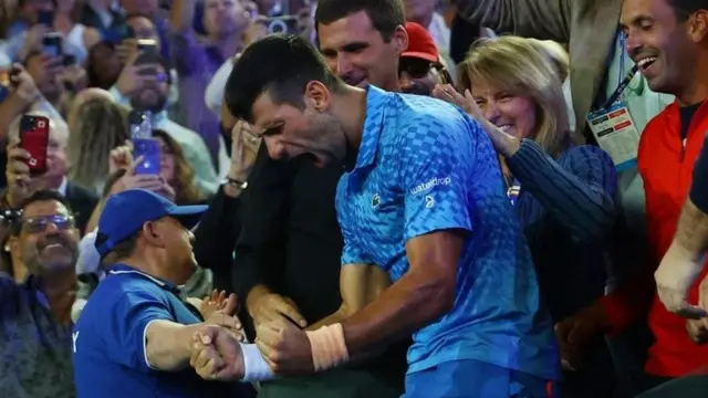 لم ينجح لاعب في الفوز بمجموعة أمام جوكوفيتش خلال البطولة، إلا الفرنسي إنزو كوكو