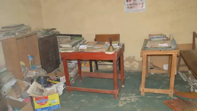 Inside one of di teachers' room