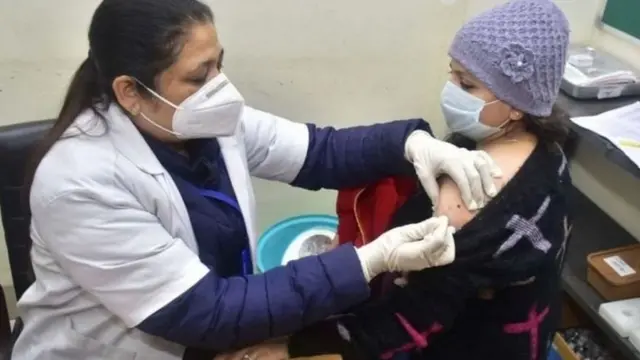 कोरोना लस