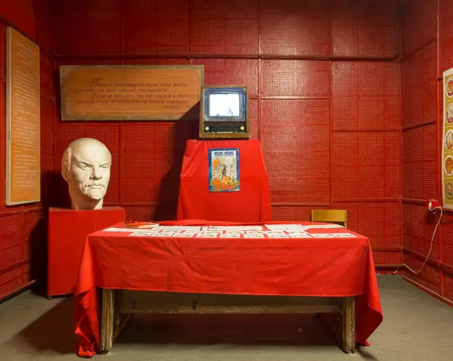 Tượng Lê-nin