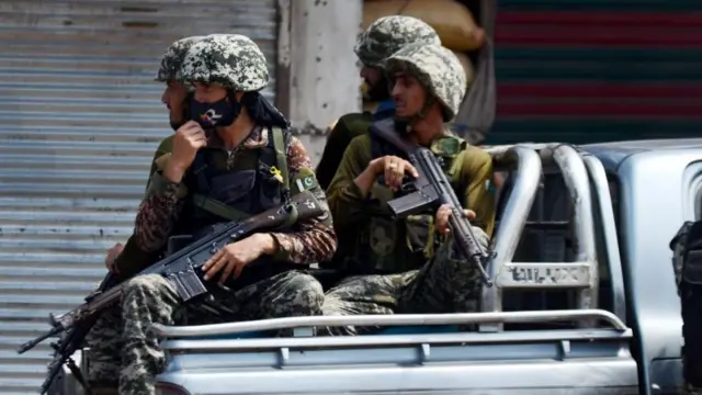 پاکستاني عسکر