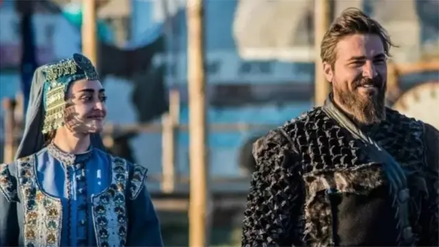 एर्तरूल शोमधील एक दृश्य