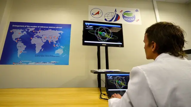 Российский техник тестирует оборудование ГЛОНАСС в Бразилии (19 февраля 2013 года)