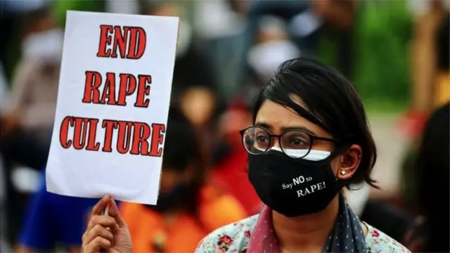 ጾታዊ ዓመጽ ከብቅዕ ዝጽውዕ ጭርሖ ዝሓዘት ጓለንስተይቲ