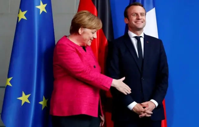 Merkel ve Macron