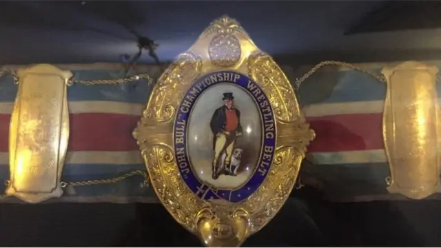 वल्र्ड चैंपियनशिप की बेल्ट