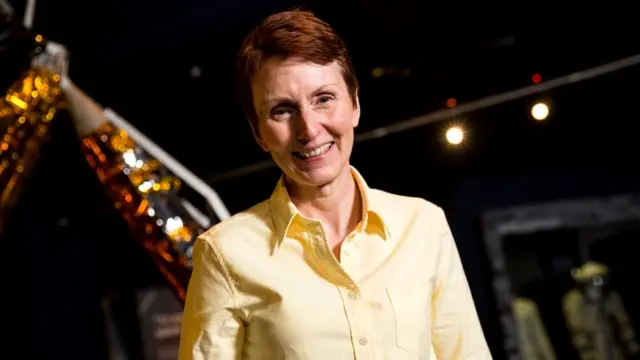 Хелен Шармен на мероприятии, посвященном 25-летней годовщине ее полета на станцию "Мир" (Лондон, 20 мая 2016 года)