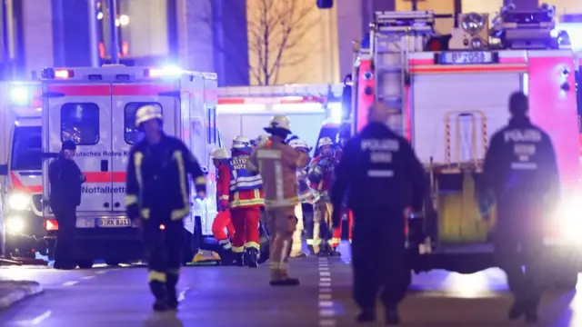 На месте инцидента у Мемориальной церкви кайзера Вильгельма