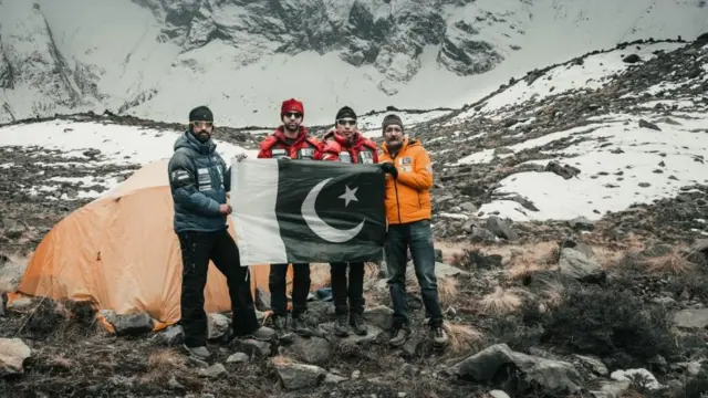 Facebook\Kamran On Bike