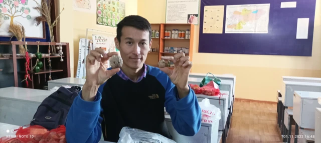 Медербек Жаанбаевдин илимий изилдөө ишинен бир көрүнүш