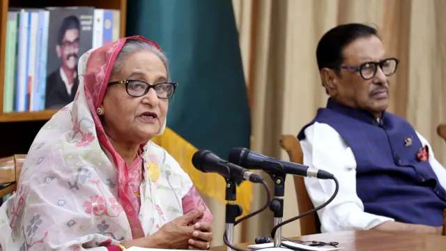  সংবাদ সম্মেলনে শেখ হাসিনা বলেছেন সাতই জানুয়ারির নির্বাচনই সবচেয়ে বেশি অবাধ, সুষ্ঠু ও নিরপেক্ষ ছিলো। 