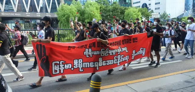 တောင်ကိုရီးယားနိုင်ငံက မြန်မာစစ်အာဏာသိမ်းဆန့်ကျင်မှု ဆန္ဒပြပွဲ (ပုံဟောင်း) 