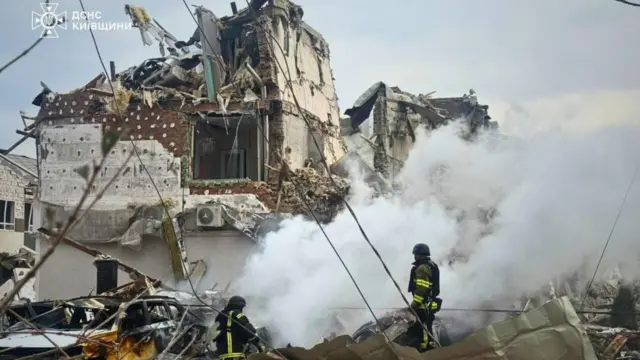 Зруйнований будинок на Київщині 