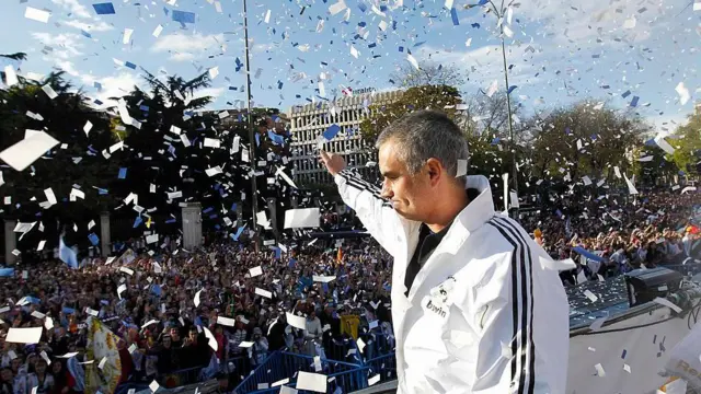 Madrid ta samu maki 100 a gasar La liga da ta lashe ta 2011-12