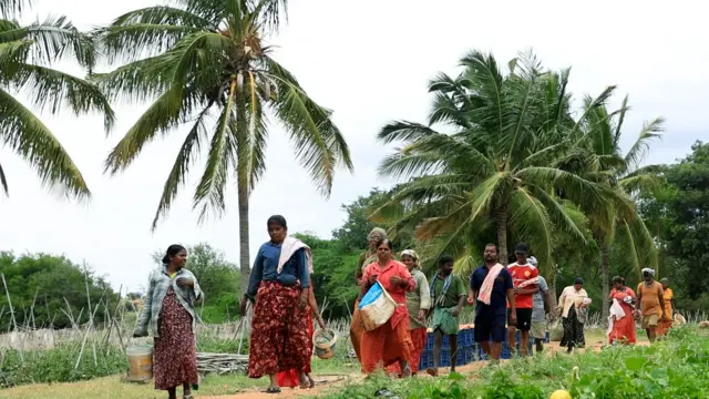 అనంతపురం, ఉమ్మడి కుటుంబం, హనుమంతరాయుడు, ముత్యాలప్ప, రాజేశ్వరి