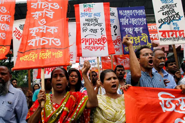 ভারতের সাথে নদীর পানি বন্টণের দাবীতে ঢাকায় বামপন্থীদের বিক্ষোভ, ১৬/০৪/২০১৪