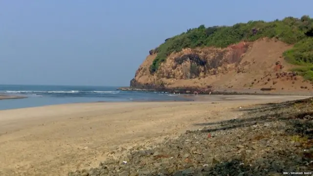 कोकणातला एक समुद्रकिनारा