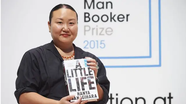 Книга "Маленьке життя" Ханья Янагіхара потрапила у короткий список Букерівської премії 2015 року.