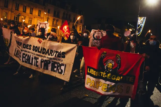 Марш в день мигрантов