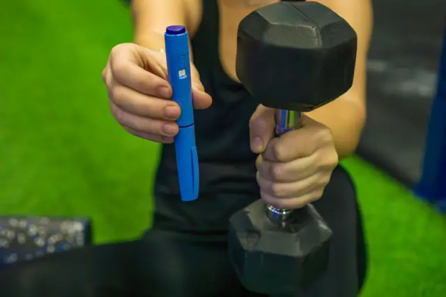 आपल्या शरीराची तसेच लक्षणांची योग्य तपासणी डॉक्टरांकडून करुन घेऊन त्यांच्या सल्ल्यानेच जीवनशैलीत बदल करणं योग्य आहे.