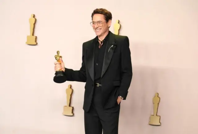 రాబర్ట్ డౌనీ జూనియర్