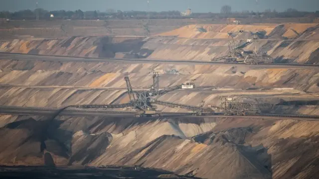 ખનનની તસવીર