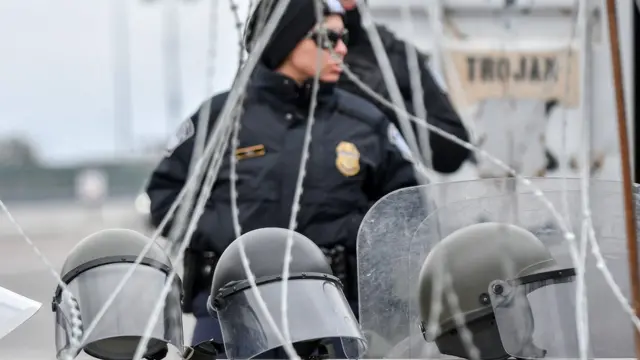 Waaxda ilaalada xuduudaha oo ku sugan xadka Mexico