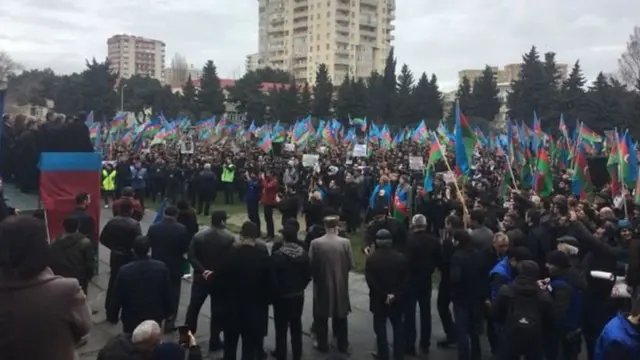 Milli Şura və Müsavat partiyası 11 aprel prezident seçkisini boykot edib. 10 mart 2018-ci il