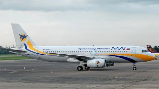 မြန်မာပုဂ္ဂလိကလေကြောင်းလိုင်းတစ်ခုဖြစ်တဲ့ MAI ရဲ့ ဘဏ်အကောင့် ၅ ခုကို ပိတ်သိမ်းမယ်လို့လည်း UOB က ပြောထား