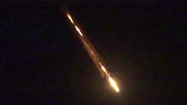 शनिवार राति तेहरानले इजरेलतर्फ ३०० वटाभन्दा बढी ड्रोन र क्षेप्यास्त्र प्रहार गरेको थियो 