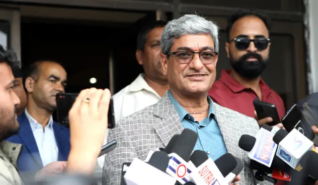 रमेश लेखक