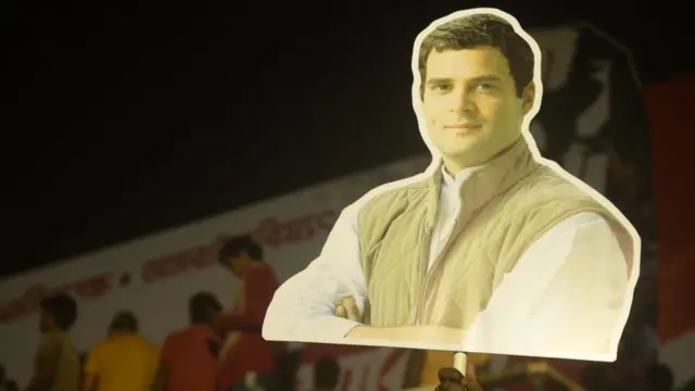 રાહુલ ગાંધીની સોશિયલ મીડિયા પર ટીકા