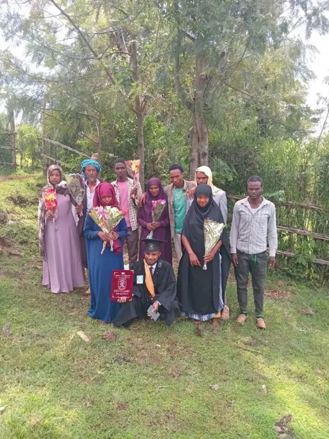 Misbaa Ridaa Abbaamoggaa miseensoota maatii waliin