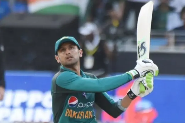 షోయబ్ పోరాటం