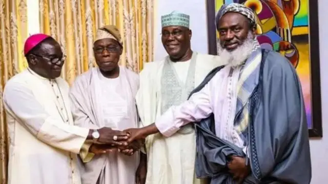 Sheikh Gumi da Rabaran Hassan Kuka sun sulhunta Atiku da Obasanjo a 2018.