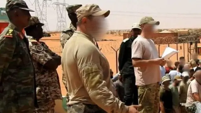 Picha mbalimbali zilizosambazwa na wanajeshi wa Wagner zinaonesha operesheni za kundi hilo nchini humo, ambapo waliwapa mafunzo wanajeshi wa Sudan.