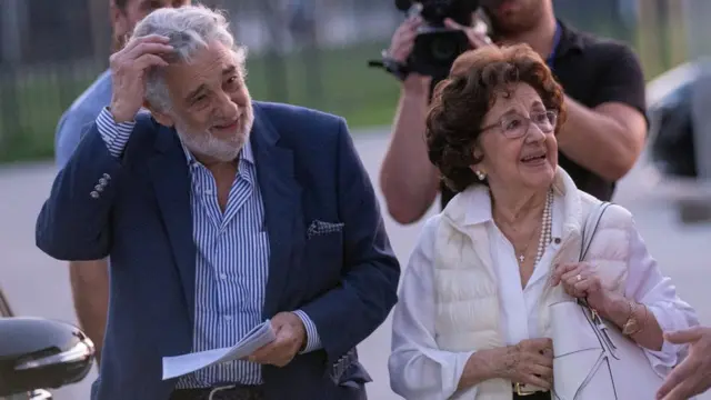 Domingo está casado desde 1962 con la soprano Marta Ornelas.