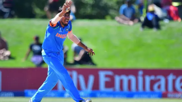 அபார பந்துவீச்சால் பாகிஸ்தானை சுருட்டிப் போட்ட இந்தியா; 4 சுவாரஸ்ய தகவல்கள்