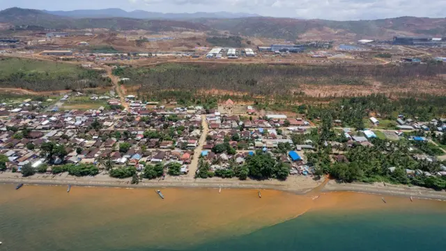 Sedimentos vermelhos escoandocupom aposta gratis betanoum rio para o mar no vilarejocupom aposta gratis betanoKawasicupom aposta gratis betanooutubrocupom aposta gratis betano2022