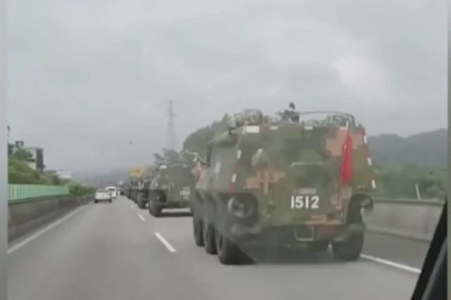 လုံခြုံရေးကင်းလှည့်နေတဲ့ တရုတ်စစ်တပ်