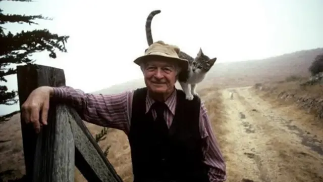 لینوس پاولینگ یکی از تأثیرگذارترین دانشمندان بود، اما اعتقاد او به قدرت آنتی‌اکسیدان‌ها ممکن است ما را در مسیر پرخطری قرار داده باشد