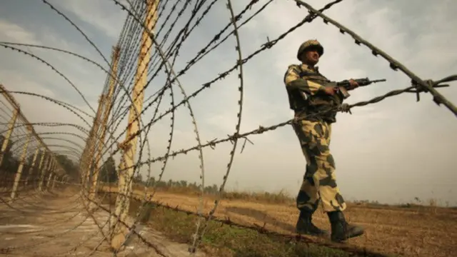 இந்தியா- பாகிஸ்தான் எல்லைப்பகுதி